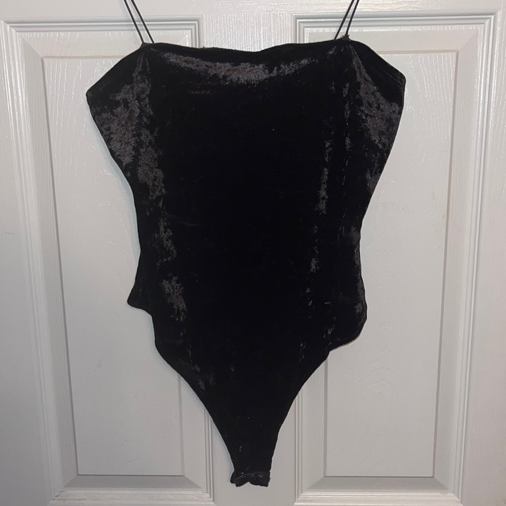 Garage Velvet Straight Neck Body Suit